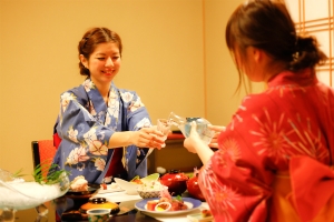 【個室食プラン】プライベートな空間で夕食を堪能！　記念日旅行におすすめ