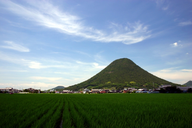 飯野山（讃岐富士）